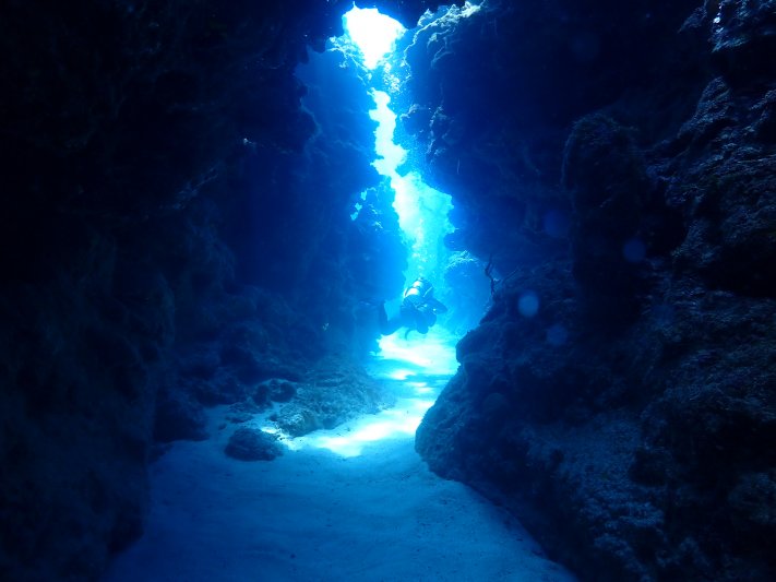 Sunset House - Grand Cayman - May 2023 